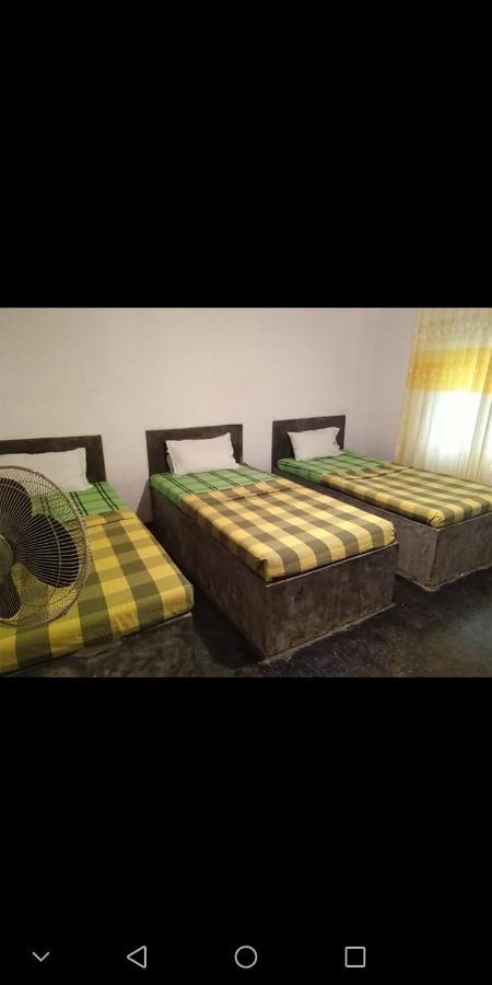 دينيايا Sinharaja Hostel 114 المظهر الخارجي الصورة
