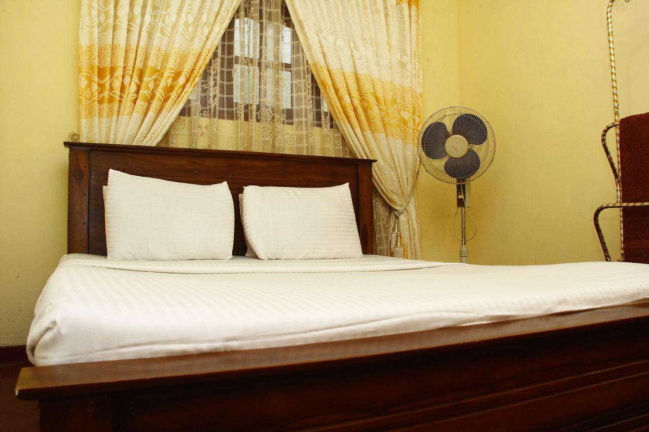 دينيايا Sinharaja Hostel 114 المظهر الخارجي الصورة